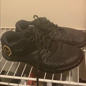 Nike men’s metcon 4’s patch XD